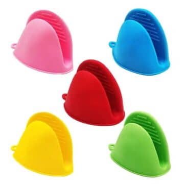 Silicone Heat-Resistant Clips – Non-Slip Pot & Bowl Holder (Pair)